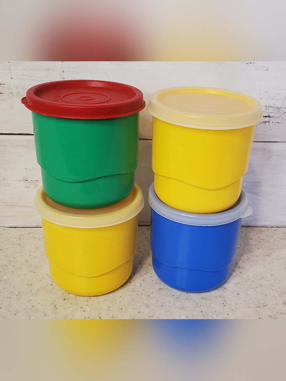 Vintage Tupperware Set of 4 7 oz Snack Cups w Lids Meal Prep Kids Lunch Containe